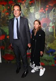 Olsen, 27, and sarkozy, 44, have been dating since 2012. Mary Kate Olsen And Olivier Sarkozy At Nyc Auction 2017 Popsugar Celebrity