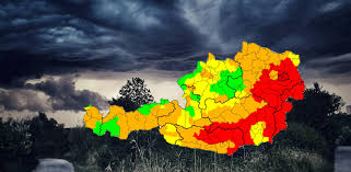Zur stunde bewegt sich eine massive unwetterfront mit hagel, starkregen und sturmböen ostwärts. Italien Tief Brachte Starkregen In Wien News Heute At