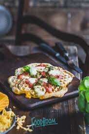 Waffel Pizza Mit Mozzarella Foodboom Rezept Rezepte Lebensmittel Essen Leckeres Essen