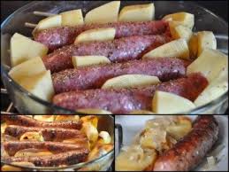 Saucisses De Toulouse Et Pommes De Terre Au Four Dans La Cuisine D Audinette Pomme De Terre Au Four Recettes De Cuisine Saucisse De Toulouse