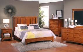 It is made using fine traditional joinery and select solid woods like tiger maple, pennsylvania cherry, white oak and sugar pine. Great White Shaker Style Bedroom Furniture Modern Design Atmosphere Ideas Kitchen Cabinets Antique Gray And Door Bath Vanity Apppie Org