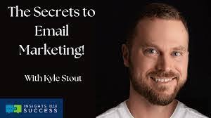 Sheena Stout's Instagram, Twitter & Facebook