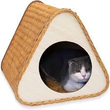 This is for the convenience of your cats and also a comfortable product with wonderful features. Amazon Com Kordes Cozy Wicker Cat Bed Cat House For Indoor Cats Perfect Scratching Post Cat Cave Cat Tent Pet Supplies
