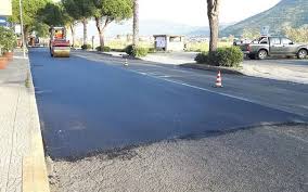 La tragedia si è consumata, secondo i media locali, alle 8.40 di stamane, 15 giugno e oltre ad uccidere il povero sebastiano ha fatto anche un ferito. Nuovo Asfalto In Viale Alghero A Bosa E Presto Verra Potenziata L Illuminazione Linkoristano