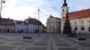 Piata mare din sibiu este una dintre cele mai vizitate si importante zone ale orasului, pline de monumente de importanta istorica semnificativa. PiaÈ›a Mare Din Sibiu Youtube