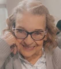 Melanie Lemons's Instagram, Twitter & Facebook