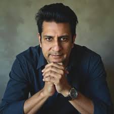 CRO turnover is expensive. Nick Toman, Dave Lingebach and I just published  in HBR an analysis of 150+ B2B organizations where the CRO or head of sales  was replaced. We found that