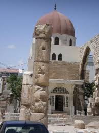 The Tomb Of Salahuddin Ayyubi Saladin Is Just Outside The Umayyad Mosque Picture Of Saladin Selahedin Mausoleum Damascus Tripadvisor