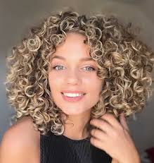 This white blonde curly hair was achieved through foil highlights. 11 Awestruck Short Curly Blonde Hairstyles Hairstylecamp