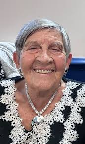 Zelda Segouriano et Ginette Kolinka, deux rescapées de la Shoah, centenaires