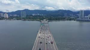 Jembatan penang (jambatan pulau pinang dalam bahasa melayu) adalah sebuah jembatan tol dua jalur yang menghubungkan bayan lepas di pulau penang dan seberang prai di daratan malaysia. Jambatan Pulau Pinang Stock Video Footage 4k And Hd Video Clips Shutterstock