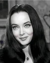 Carolyn Jones (28/04/30