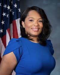 Bre Booker's Instagram, Twitter & Facebook