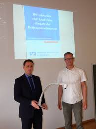 Wir kümmern uns für sie um den papierkram und informieren ihre zahlungspartner für sie. Mai 2016 Otfried Preussler Schule Stephanskirchen