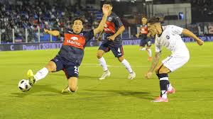 Su carrera profesional la empezó en tigre y luego tuvo pasos por algunos clubes del ascenso. Zo Vzqxetb9q0m