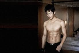 Genap satu tahun berlalu sejak membintangi drama babel produksi tv chosun, aktor korea selatan park shi hoo kini siap kembali berakting di . Park Si Hoo Koreabang