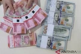 Nilai tukar ringgit malaysia terhadap rupiah tanggal. Rupiah Terus Merosot Terhadap Ringgit Malaysia Antara News Kalimantan Barat