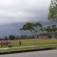 Lombong pasir haram punca asrama unisel ditutup. Photos At Padang Ragbi Unisel Field In Bestari Jaya