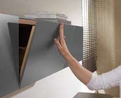 Der tisch kann mittels einer integrierten glas oder holzplatte wahlweise um eine länge von 50 cm oder einem meter vergrößert werden. Esszimmer V Montana Voglauer