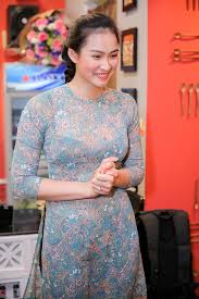 Trên triều đình đả kích ngấm ngầm hay công khai, vô phương, vô phương, ngươi có trương lương kế, ta có vượt tường thang. Hoa Háº­u Thuá»³ Dung Gá»£i Cáº£m Ä'áº¿n Má»«ng VÆ°Æ¡ng Thu PhÆ°Æ¡ng Lam Ba Chá»§ Ngoi Sao