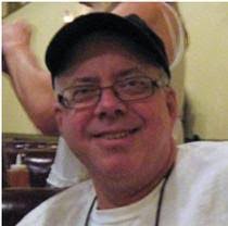 Russell Macomber's Instagram, Twitter & Facebook