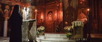 Mănăstirea cernica văzută dinspre insula de pe lac pe care se află cimitirul. MÄƒnÄƒstirea Cernica Doxologia