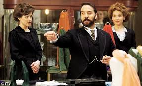 Harry Gordon Selfridge | Retail Innovator, Shopping Revolution &  Entrepreneur | Britannica Money