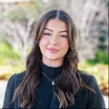 Adelaide Bailey's Instagram, Twitter & Facebook