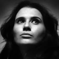 Freelance Graphic Designer, UK based but ✨REMOTE✨ 1-2 days a week for a  couple of months, digital design experience needed, more so for Social  Media content. £250PD circa outside IR35. Drop me… |