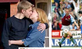 Thomas hitzlsperger (r) was unveiled by stuttgart president wolfgang dietrich on tuesday. Footballer Thomas Hitzlsperger Comes Out As Gay Daily Mail Online