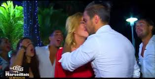 Gaëlle et jordan des ch'tis à hollywood, fou amoureux, en interview pour télé 2 semaines. Avis Gaelle Et Julien En Couple Le Baiser Dans Les Ch Tis Vs Les Marseillais Nouveautes Tele Com