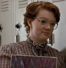 7 facts about Barb from 'Stranger Things' that will turn you upside down