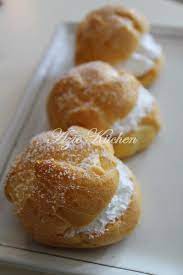 Di dalam mangkuk, masukkan whipping cream, vanilla extract dan gula. Cream Puff With Fresh Cream Choux Pastry Azie Kitchen