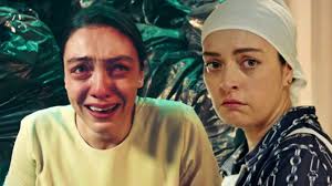 Ezgi mola kimdir, kaç yaşında, nereli sorularının yanıtı ve ezgi mola'nın hayatına dair tüm detaylar haberimizin içerisinde yer alıyor. Ezgi Mola Ve Merve Dizdar Masumlar Apartmani Ndaki Performanslariyla Parmak Isirtti Haberler Magazin