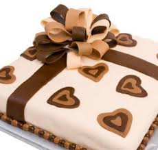 Whether it's your dad, your husband, or your brother, no man can say no to these cakes. Fondant Cake Designs Lovetoknow
