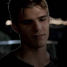 Faye and Jake The Secret Circle