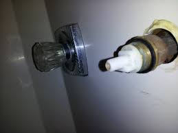 Other times the faucet handle may crack, discolor or otherwise look old, while still functioning. How Do I Replace This Bathtub Handle That Has A Plastic Piece Home Improvement Stack Exchange