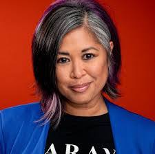 Laura Sher's Instagram, Twitter & Facebook