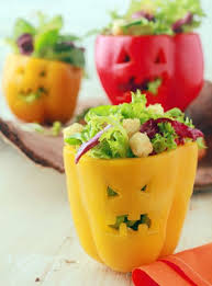 Ein zombie kostüm für die gruselige halloween party demnächst ist es wieder so weit: Einfache Rezepte Blog Sina S Welt Kreativ Nachhaltig Wohnen Naturkosmetik Rezepte Halloween Snacks Fur Kinder Halloween Snacks Gesundes Halloween