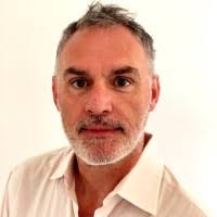 100+ "Darren D." profiles