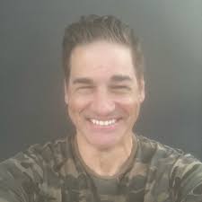 📺 January 8, 1999: Family drama "Providence" debuted