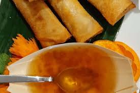 Genießen sie die traditionell zubereiteten asiatischen speisen, in einem gemütlichen ambiente. Thailandische Spezialitaten Jarin Thai Catering