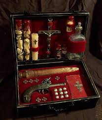 Real Vampire Hunter Kits From The 1800s Vampire Hunter Real Vampires Vampire