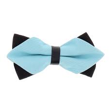 Le noeud papillon en soie ou le noeud papillon fantaisie offre à l'homme la possibilité d'affirmer sa personnalité. Noeud Papillon Bleu Turquoise Pointu