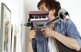 Daca in 2020, managerii au avut ca prim obiectiv mentinerea companiei pe linia de plutire si diminuarea pe cat posibil a impactului economic generat de pandemie, apeland la toate resursele. Cresc Amenzile Pentru Romanii Care Isi DeranjeazÄƒ Vecinii Recidivistii Pot Fi Pusi Si La MuncÄƒ In Folosul ComunitÄƒÅ£ii Libertatea