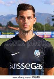 Remo marco freuler (born 15 april 1992) is a swiss professional footballer who plays as a midfielder for atalanta b.c. Remo Marco Freuler Remo Freuler How To Look Better Best Player Cute Guys