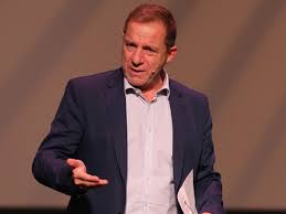 Ο δημήτρης λιγνάδης μάς θύμισε την κοινή ιστορία της ραδιοφωνίας και του εθνικού θεάτρου και την εδώ και … Rz Upzx7vdzd M