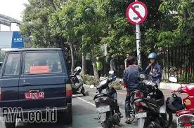 Kunci jawaban kelas 3 sd tema 1 halaman 141 ayo berlatih sebuah rumah sakit setiap hari dikunjungi 130 orang pasien. Inilah Kunci Jawaban Buku Tematik Kelas 6 Sd Tema 3 Subtema 3 Ayo Menjadi Penemu Pembelajaran 4 Halaman 135 141 Semua Halaman Fotokita