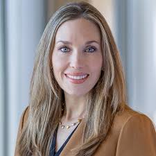 Estela Wolf's Instagram, Twitter & Facebook