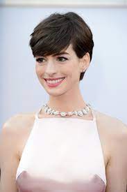 Sie verbindet damit ein ganz besonderes lebensgefühl. Anne Hathaway Starportrat News Bilder Gala De